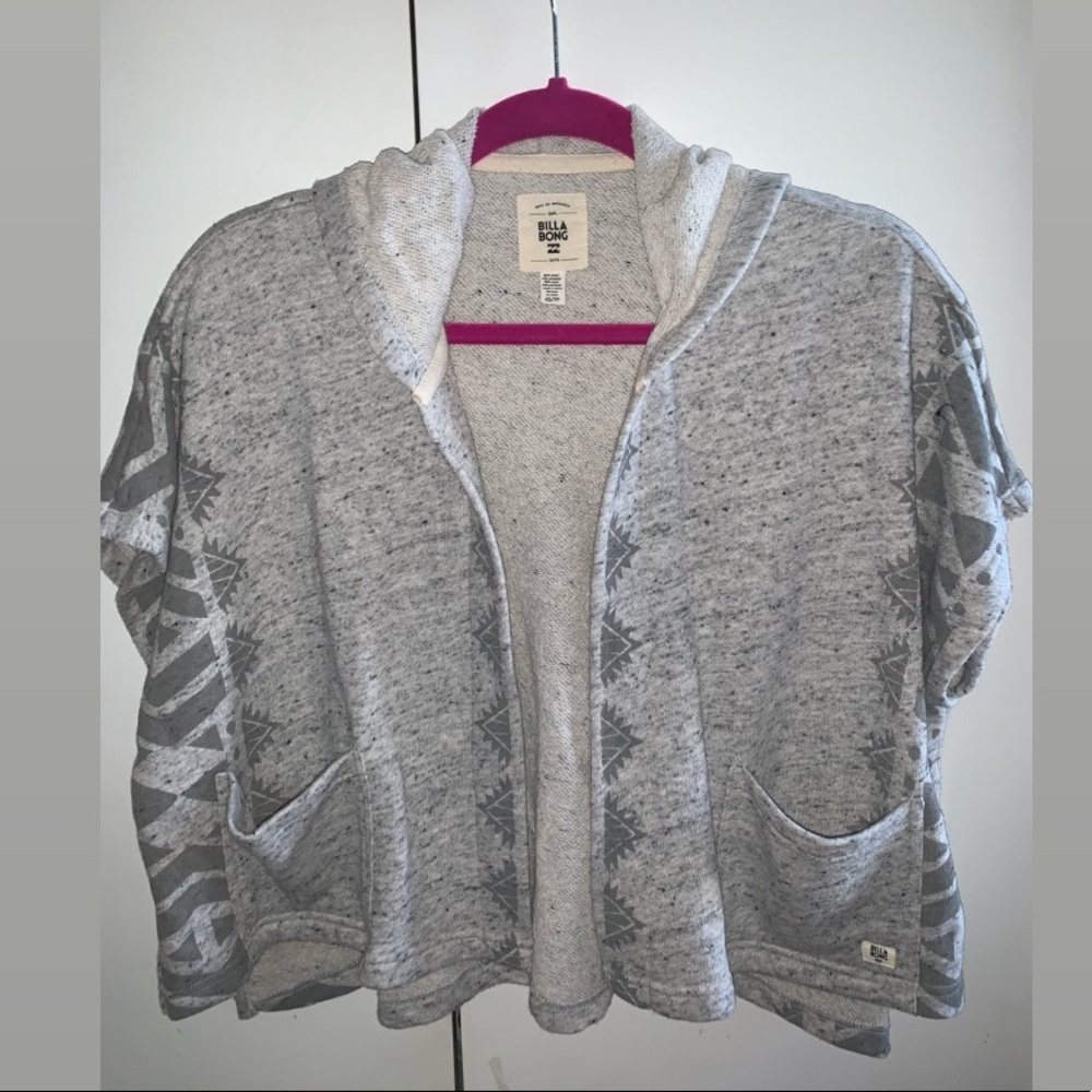 Billabong beachy sweater